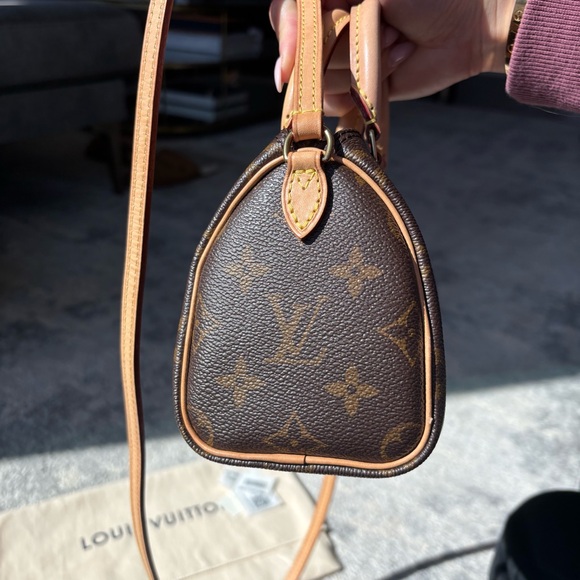 Louis Vuitton Nano Speedy (old version) - Picture 5 of 15